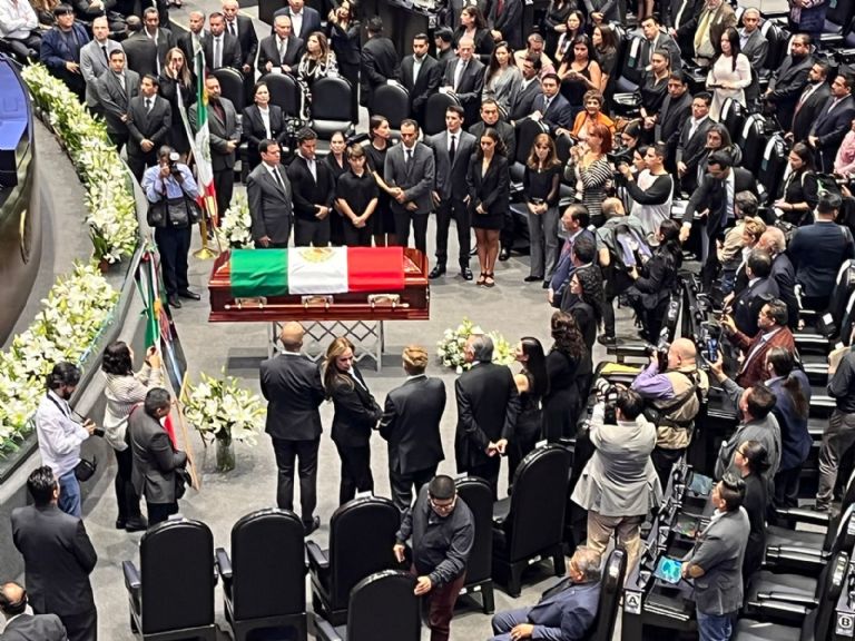 Despiden a Porfirio Muñoz Ledo en la Cámara de Diputados