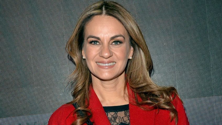 ¡Qué trancazo! Flor Rubio le da tremendo codazo en la cara a conductor de 'VLA' en vivo por esto