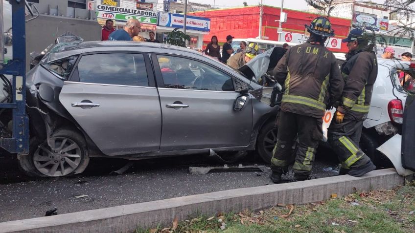 Fatídico accidente: Tráiler se impacta contra varios vehículos sobre la calzada Ermita Iztapalapa