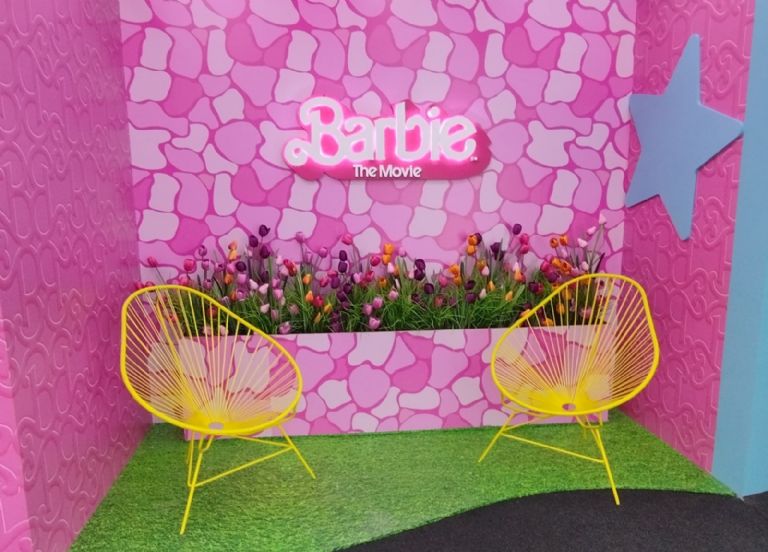 Barbie: The Selfie Experience