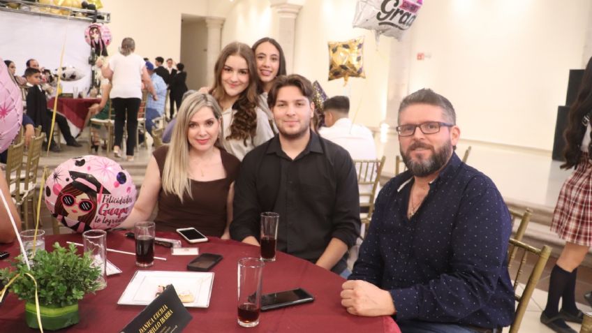 Noche para recordar; Instituto Náinari realiza exitosa ceremonia de graduación