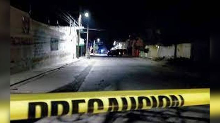 Sujetos armados abren fuego en contra de un hombre en plena vía pública de Hidalgo; murió al instante