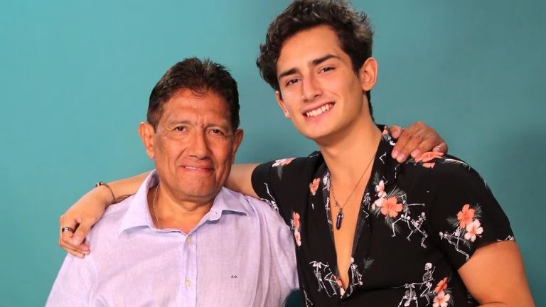 Juan Osorio y su hijo Emilio
