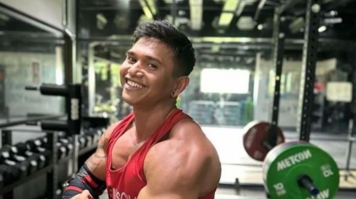 Muere fisicoculturista Justyn Vicky tras caerle una barra de 208 kg; revelan aterradores detalles
