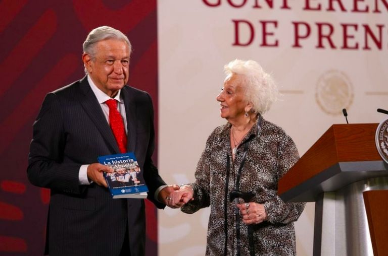 AMLO y Estela de Carlotto