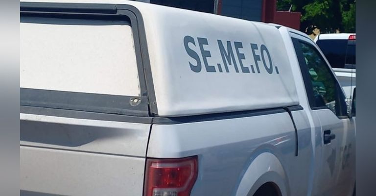 Semefo llega al sitio del crimen