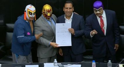 ¡Para enmarcar! Leyendas de la Lucha Libre mexicana reciben homenaje en el Senado de la República