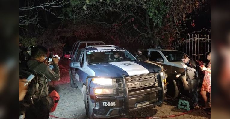 Autoridades llegan al sitio