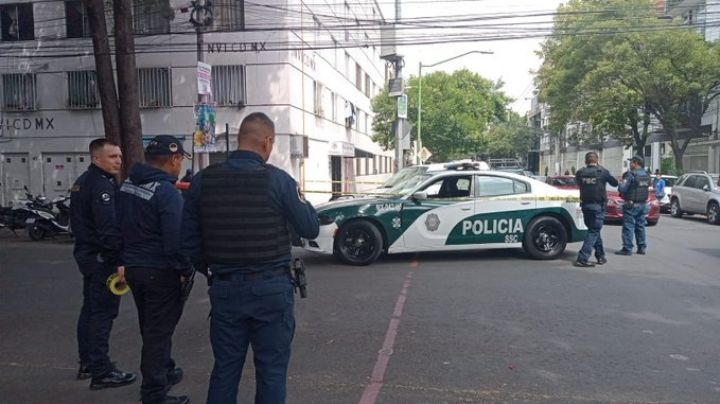 Policías de la CDMX 'cercan' la colonia San Rafael; sujetos armados asaltan camioneta de valores