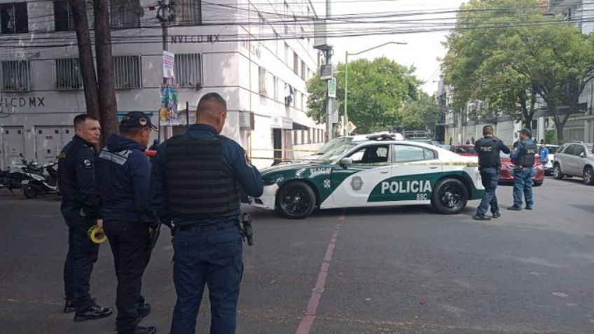 Policías de la CDMX 'cercan' la colonia San Rafael; sujetos armados asaltan camioneta de valores