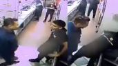 FUERTE VIDEO: Cliente da brutal golpiza a empleado de un restaurante de comida rápida por esta razón