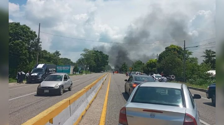 Desde un enfrentamiento armado y vehículos incendiados, reportan en carretera Cárdenas-Huimanguillo