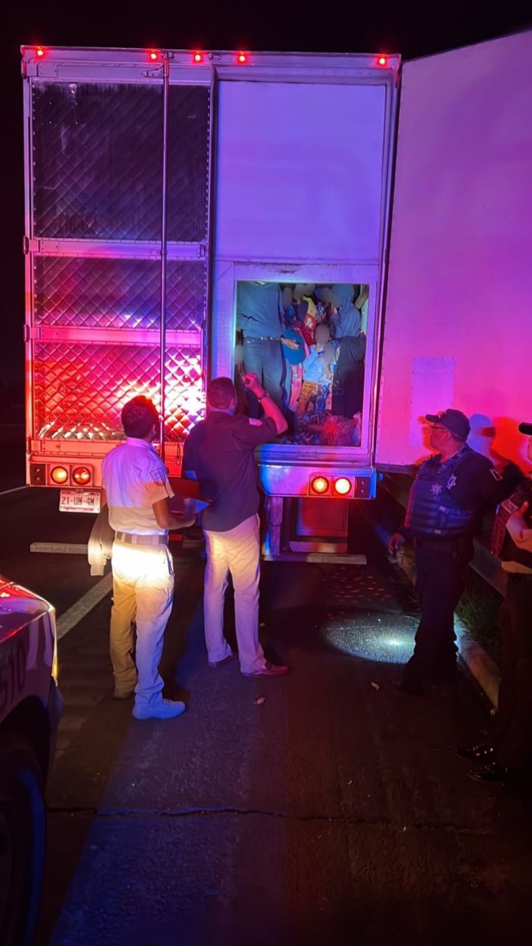 Migrantes rescatados en Puebla