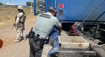 Aseguran 265 litros de metanfetamina líquida en Guaymas; eran transportados en tractocamión