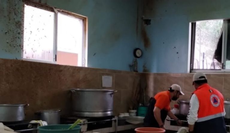 Explosión en primaria de Iztapalapa