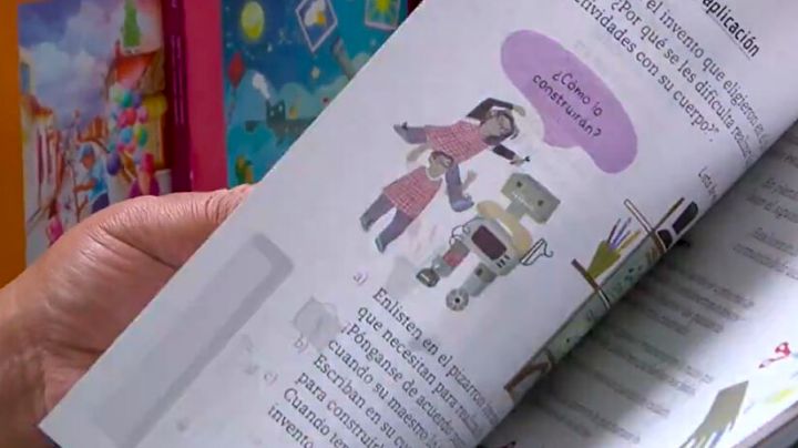 "Libro por libro": AMLO defenderá libros de texto de la SEP con conferencias de prensa vespertinas