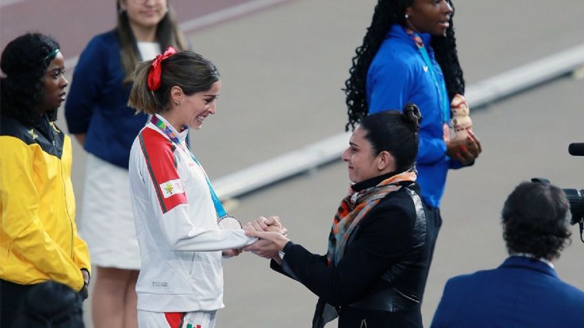 Ana Guevara se pronuncia respecto al récord que rompió Paola Morán en 400 metros y genera polémica