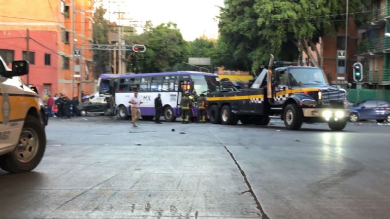 Accidente en Circuito Interior deja más de 20 víctimas. Foto: Twitter