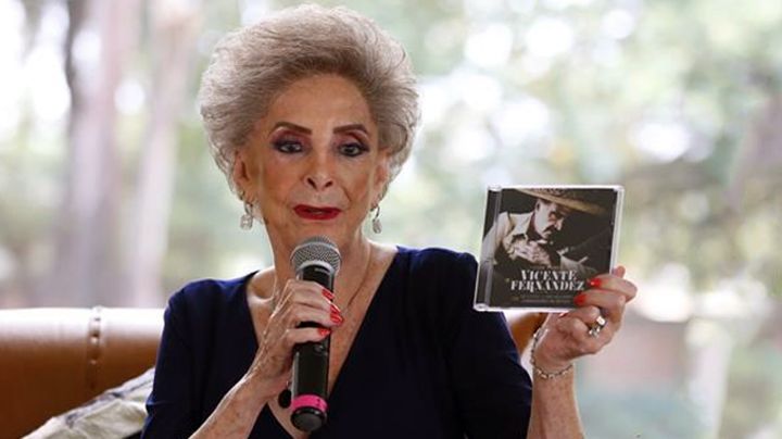 Cuquita Abarca lanza disco póstumo de Vicente Fernández; estas son las canciones que incluye