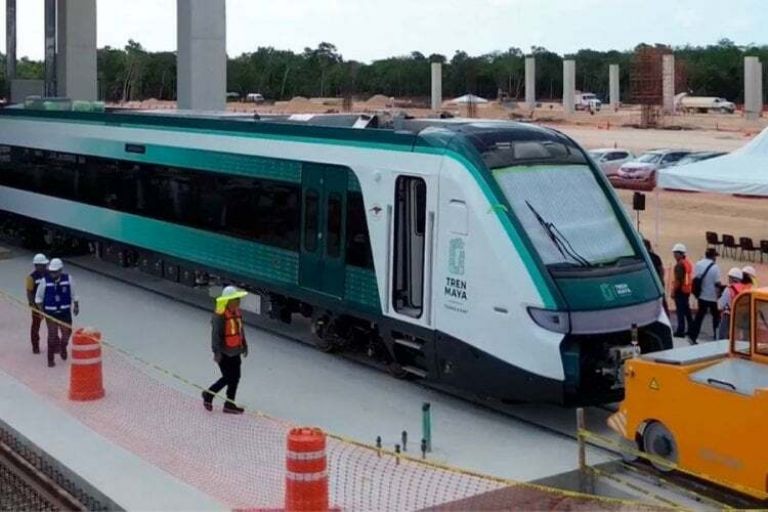 AMLO promete inaugurar el Tren Maya en diciembre 2023. Foto: Twitter