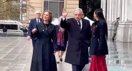 VIDEO: AMLO arriba al Palacio de la Moneda en Chile para firmar la declaración de Santiago