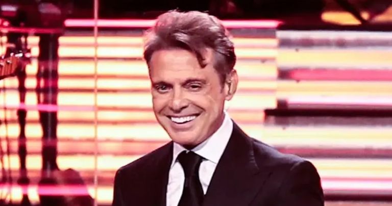 Luis Miguel llevaría a Michelle Salas al altar
