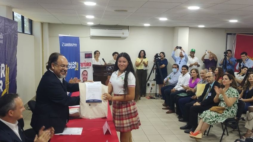 Constellation Brands entrega 500 becas a estudiantes sonorenses