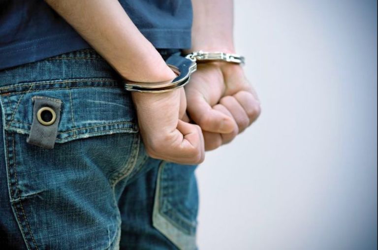 Jesús N es detenido por intentar incendiar a sus padres