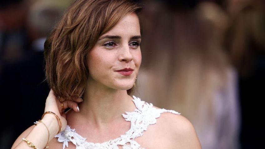 Emma Watson enamora en el desfile de Otoño-Invierno 2023 con despampanante vestido negro
