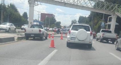 VIDEO: Captan a delincuentes armados mientras asaltan a un automovilista en Metepec