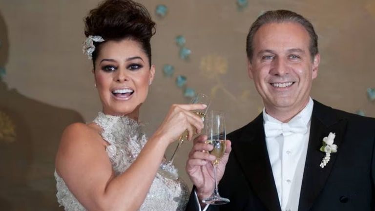 Juan Collado se reencontró con Yadhira Carrillo tras 4 años preso