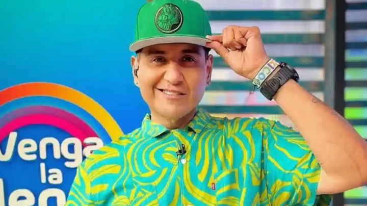 Adiós TV Azteca: Tras 6 años, exconductor de Televisa confirma su salida de 'VLA' por esto