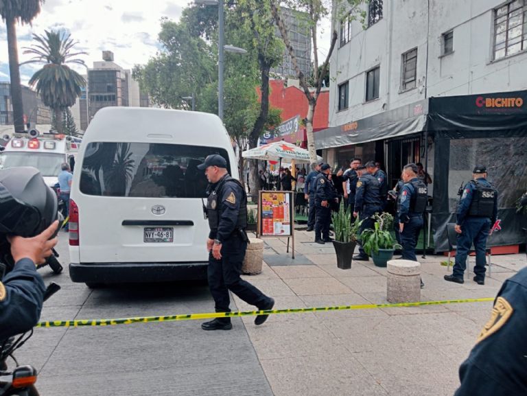 Detenidos en el Monumento a la Revolución