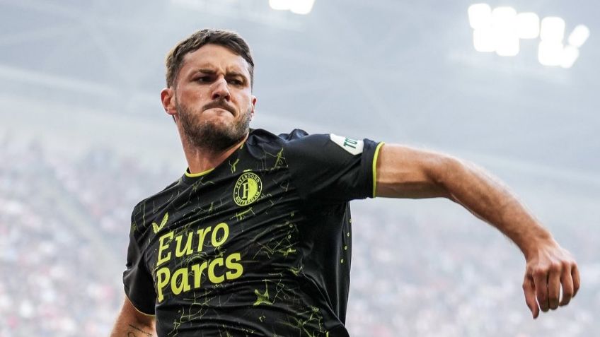 Santiago Giménez marca doblete en el clásico de Países Bajos y el partido es suspendido