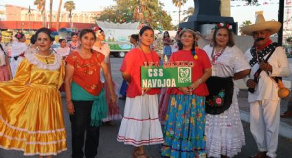 'Adelitas' y 'Charros' participan en la Primera Caminata Mexicana benéfica en Navojoa