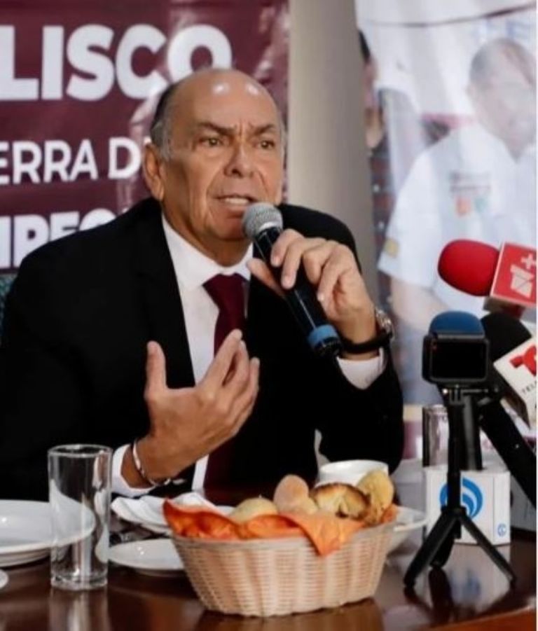 Padre de 'Checo' Pérez propone combatir inseguridad en Jalisco con herramienta de F1