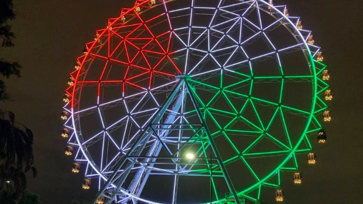 CDMX: Luego de encender las luces del Zócalo, fue el turno del Parque Aztlán; así se ve