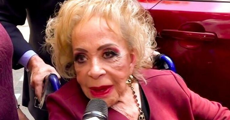 Silvia Pinal recibe severa advertencia de vidente y le informa de terrible accidente en su hogar