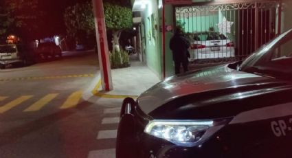 Vecinos golpean a un ladrón y lo dejan amarrado a un árbol en Gómez Palacio, Durango