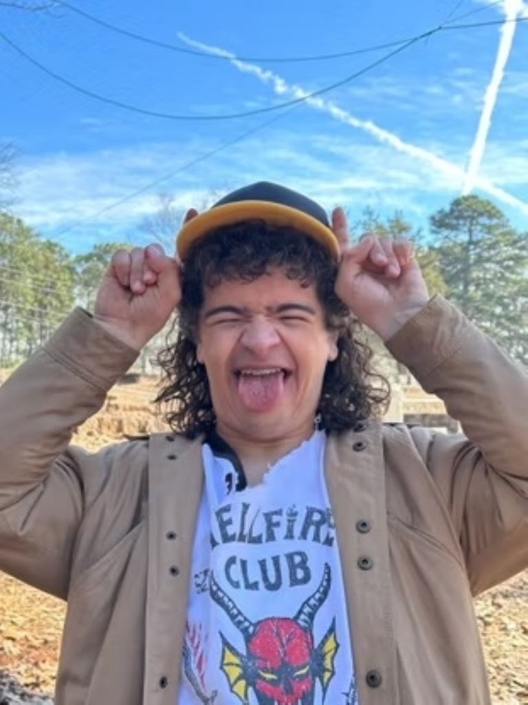  Nuevas imágenes en el set de 'Stranger Things' dan pistas sobre el destino de 'Eddie Munson'