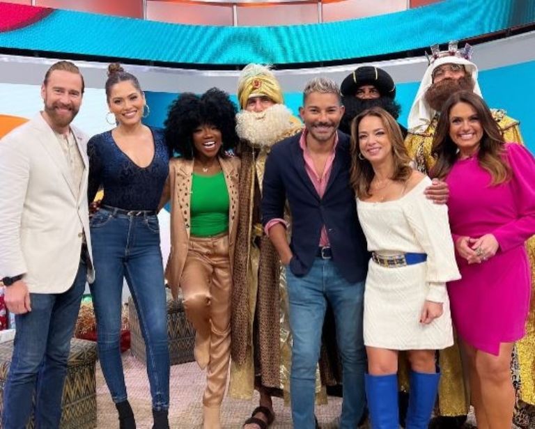 Dio Lluberes habría sido despedido de Telemundo