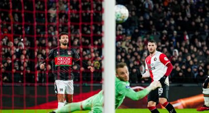 VIDEO: Santiago Giménez anota su primer gol del año en empate del Feyenoord