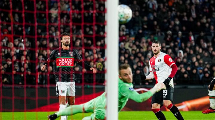 VIDEO: Santiago Giménez anota su primer gol del año en empate del Feyenoord