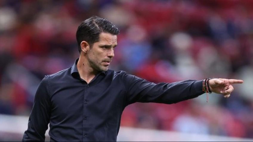 ¿Qué dijo el DT de Chivas Fernando Gago sobre 'Chicharito' y Cade Cowell?