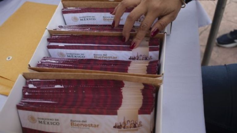 Sobres de pensión para el Bienestar