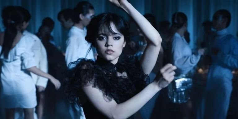 Jenna Ortega promete más acción y terror para la temporada 2 de 'Merlina' en Netflix 