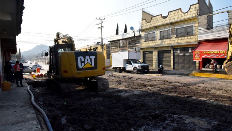 Fuga de agua en Tultitlán