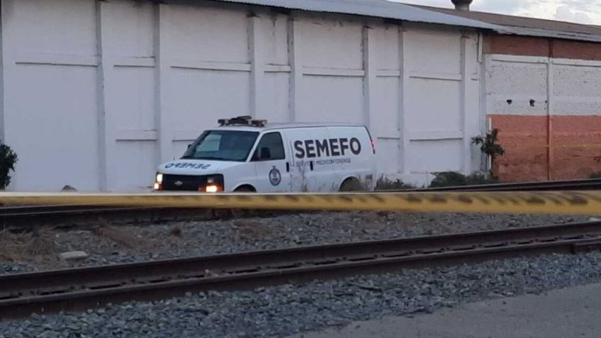 Niño migrante africano muere frente a su madre: Cayó del techo de un tren, rumbo a EU
