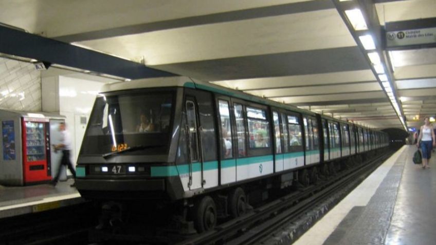 Asesinan a adolescente en el metro de Francia: "Tenía 14 años, no había vivido nada"