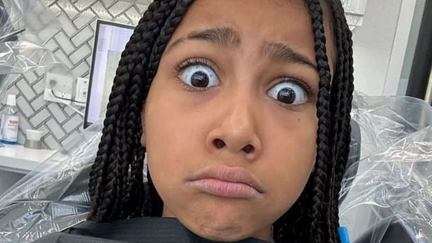 North West, hija de Kim Kardashian, luce su nueva parrilla de diamantes en TikTok